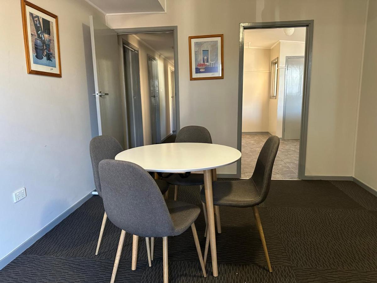 Copper City Motel Cobar Zewnętrze zdjęcie