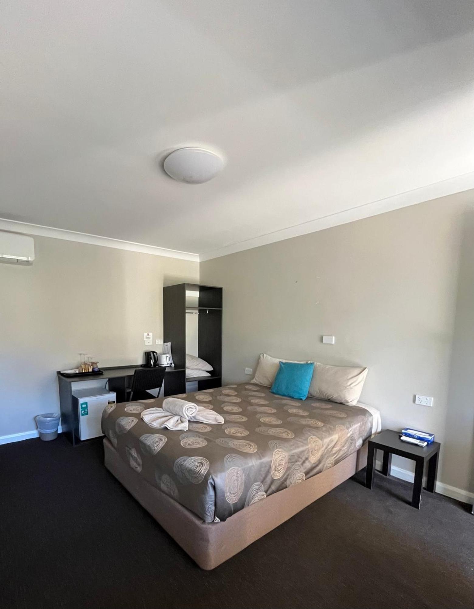 Copper City Motel Cobar Zewnętrze zdjęcie