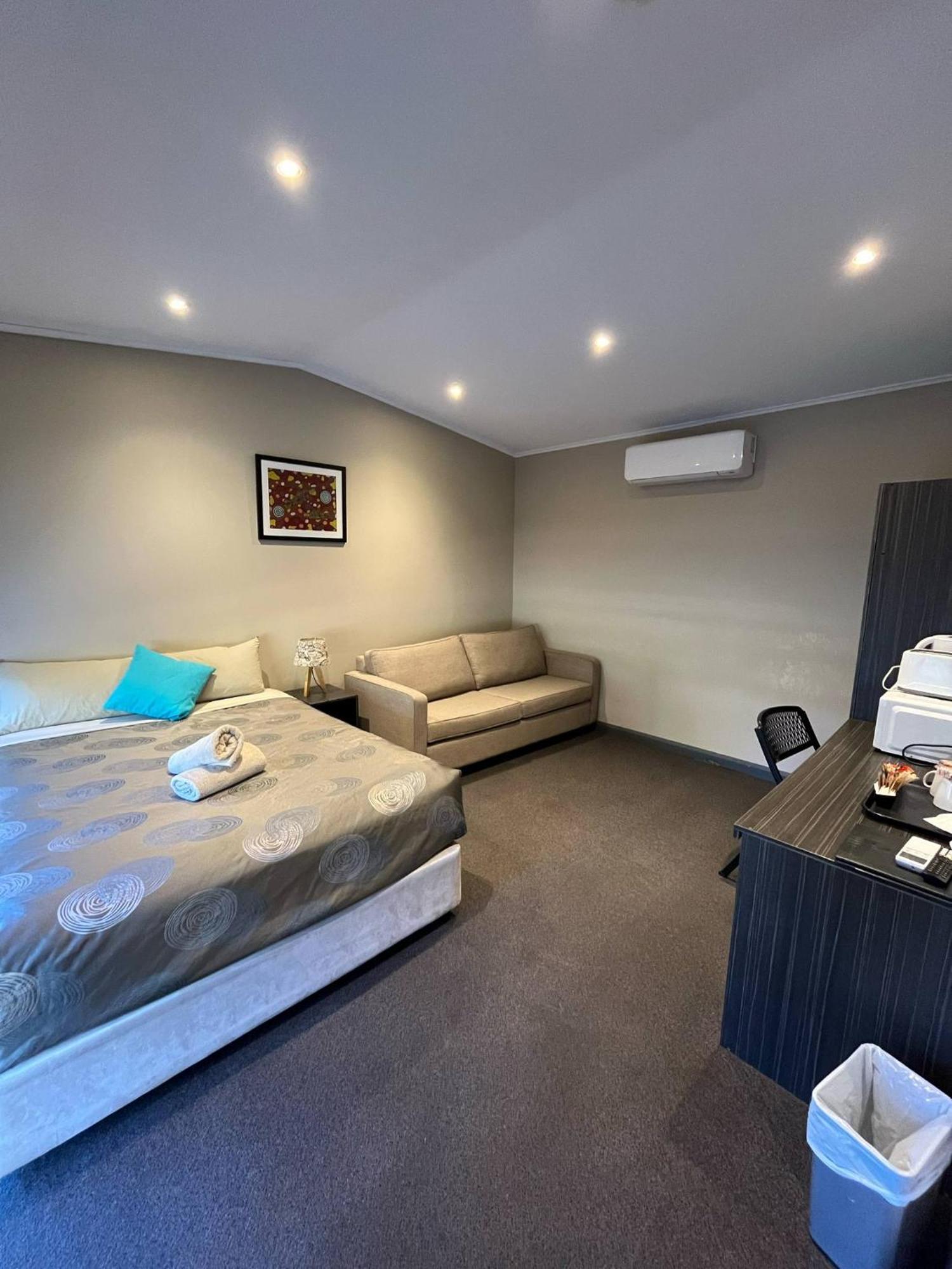 Copper City Motel Cobar Zewnętrze zdjęcie