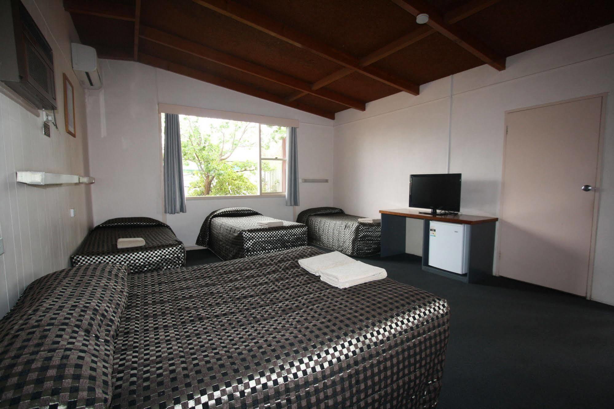 Copper City Motel Cobar Zewnętrze zdjęcie